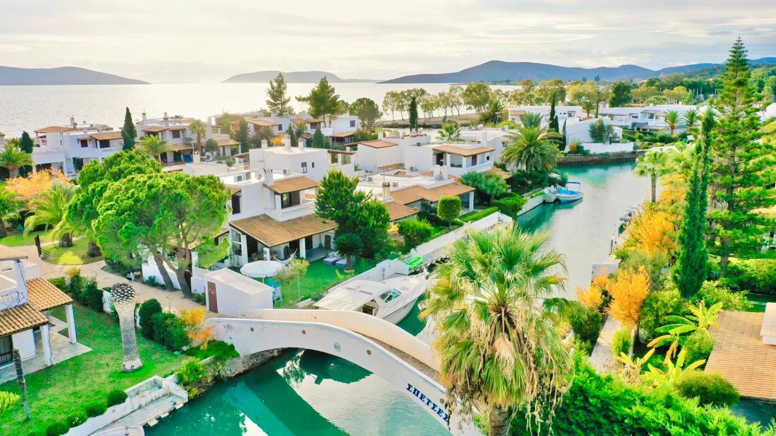 Villasonboard Dock Villa 3 Bed, 3 Bath, Canal, Greek Venice Porto Hydra Plepi Екстер'єр фото